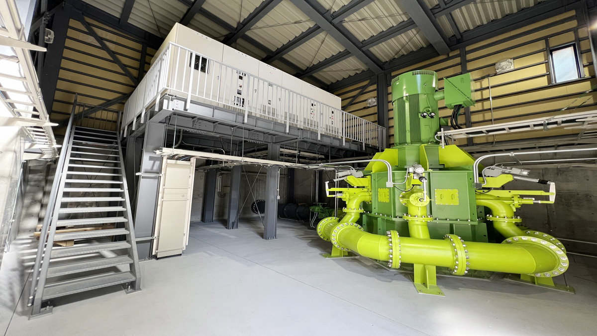 尾花沢市中沢川水力発電所1